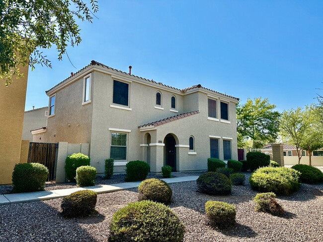 Building Photo - Fantastic Lyon's Gate home on a cul-de-sac!