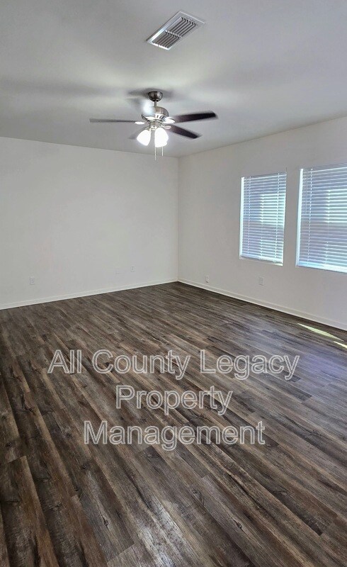 Photo - 4421 Kendrick Cir