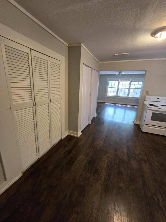 Photo - 811 Bishop St