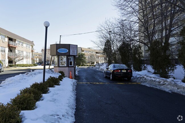 Photo - Waterside Condominiums