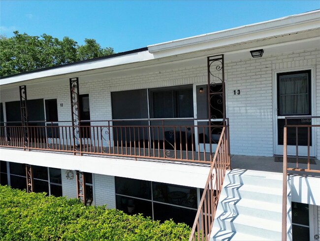 Photo - 2348 Shelley St Unidad 13