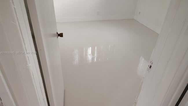 Photo - 1940 NE 2nd Terrace