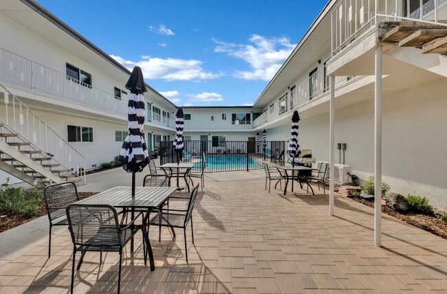 GeoLiv Hillcrest Oaks LLC