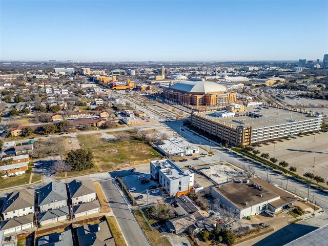 Photo - 3703 Byers Ave