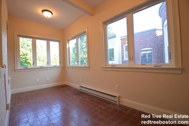 Photo - 35 Saint Paul St Unit 2
