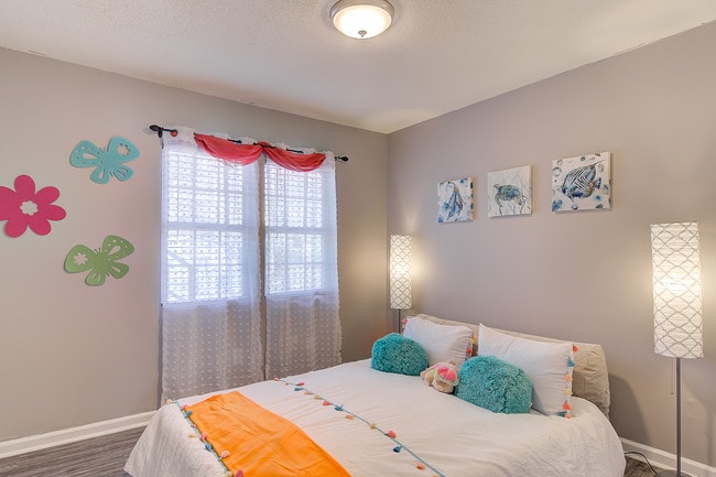 Photo - Cambridge Apartments