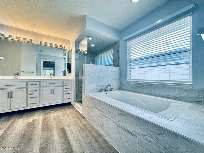 Photo - 1320 SE 6th Ave