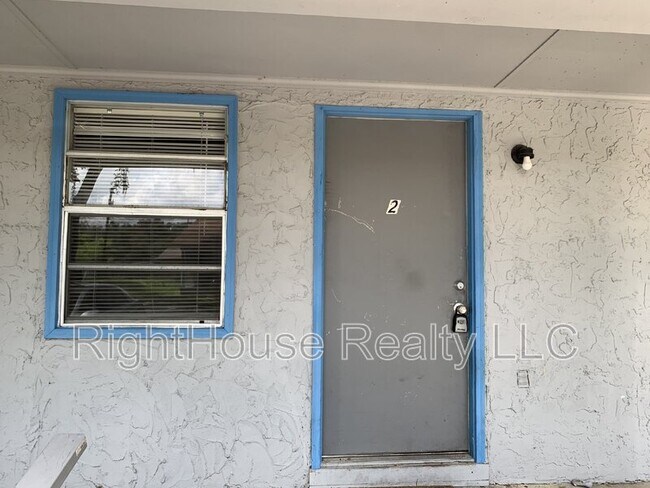 Photo - 2430 Tanglewood St House