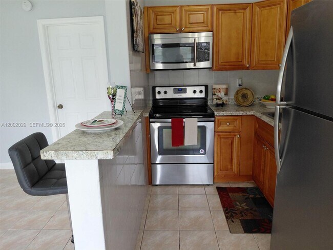 Photo - 1433 SW 24th Ct Unit 1