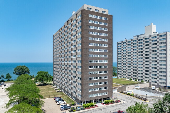 Building Photo - Marine Towers West Rental