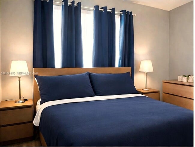 Photo - 375 SW 19th Ave Unit 4