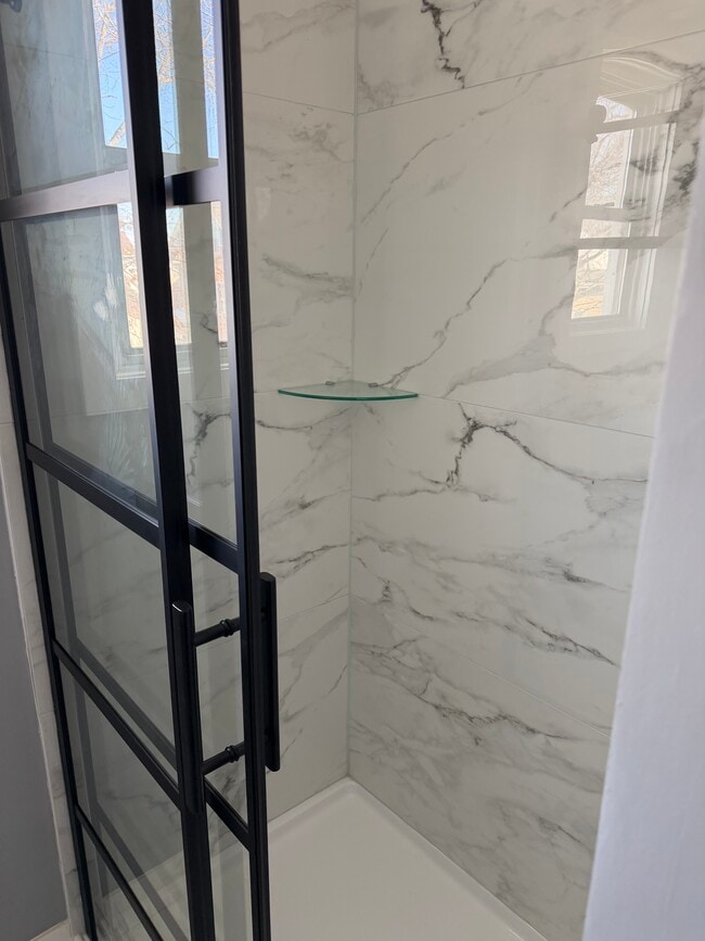 Photo - 37 Day St Unidad 3rd floor apt.