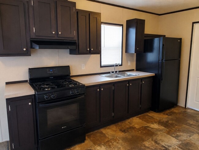 Photo - 7 Meadowlark Dr