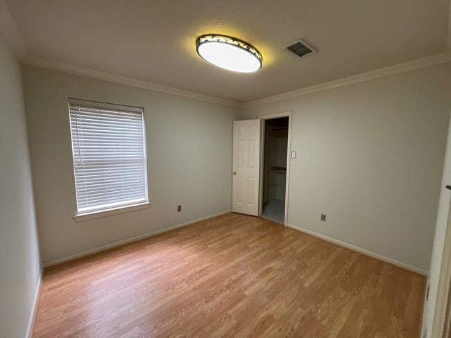 Photo - 46 Sweetdream Pl