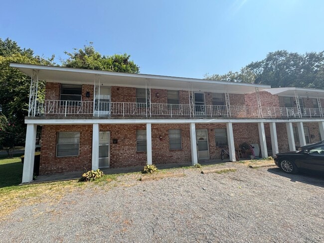 Building Photo - 318 E Purdon St Unit 318 E Purdon 8 Rental