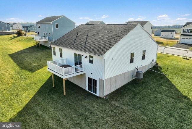 Photo - 77 Summerfield Dr