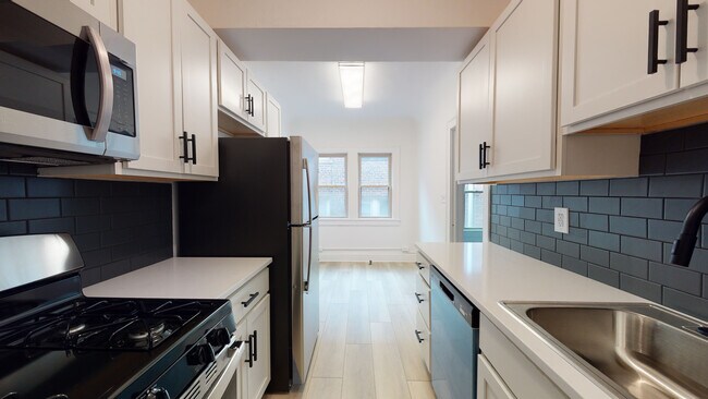 Photo - The Stratford Building