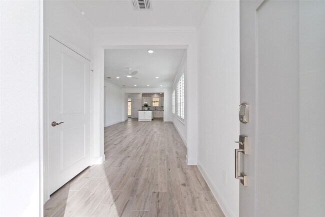 Photo - 14435 Gdn Grv Ct