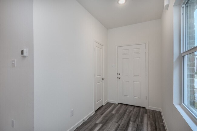 Photo - 1708 Marquette Rd