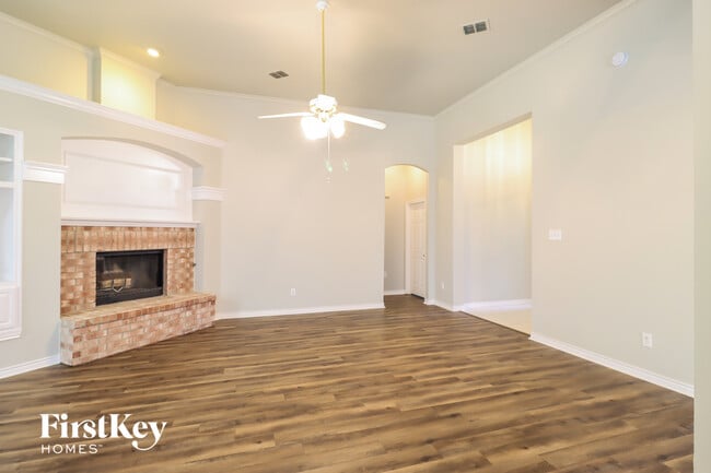 Photo - 2204 Reedway Ct