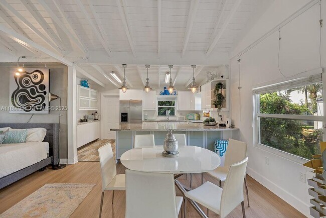 Photo - 122 Florida Ave