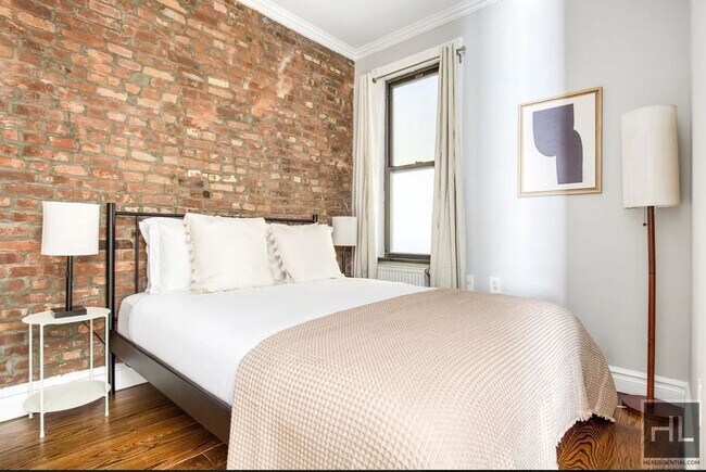 Photo - E 13TH ST. Unit 4E