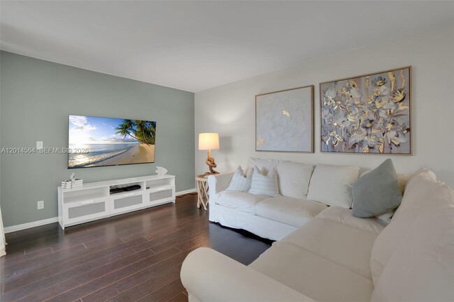 Photo - 500 Egret Cir Unidad 8403