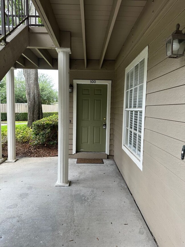 Photo - 112 Reserve Cir Unit 100