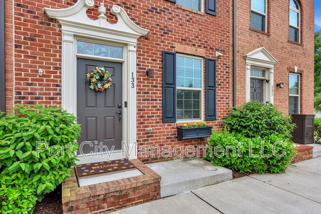 Photo - 133 S Macon St.