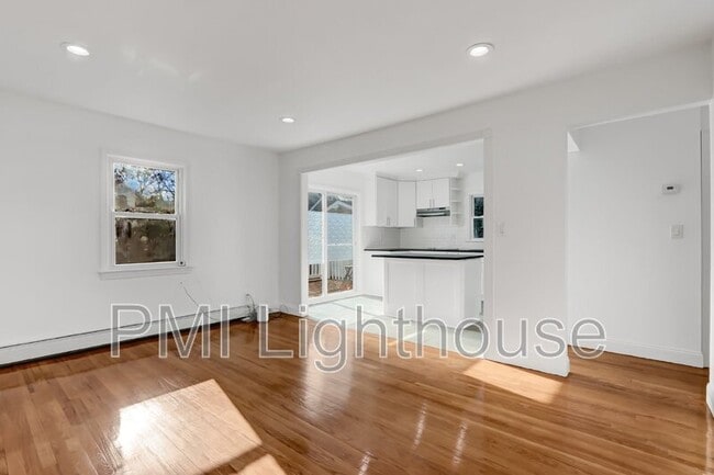 Photo - 25 Thorney Ave