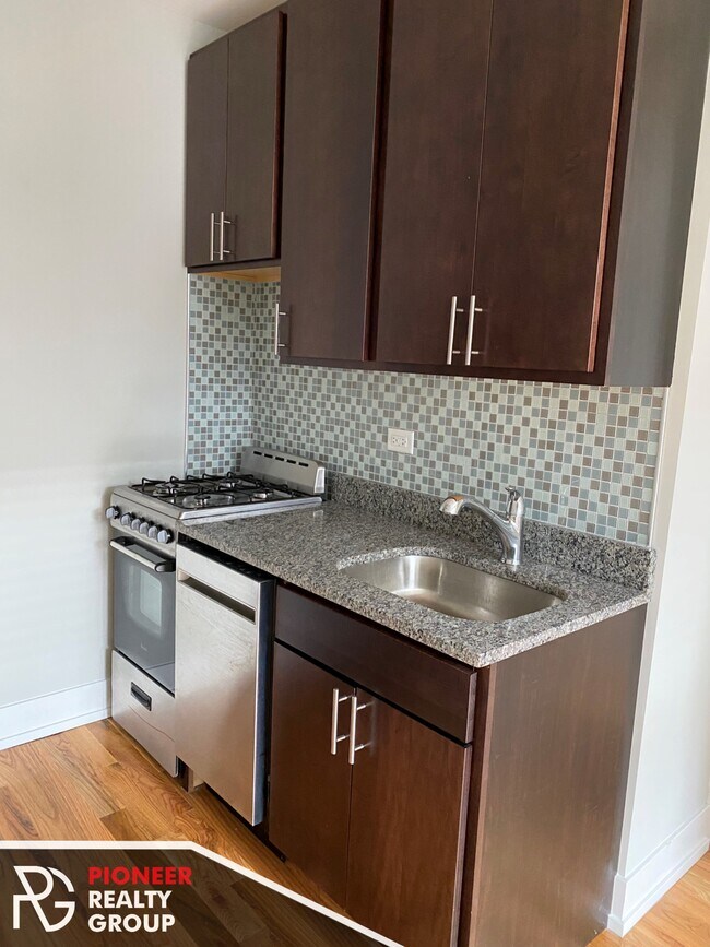 Photo - 2907 N Mildred