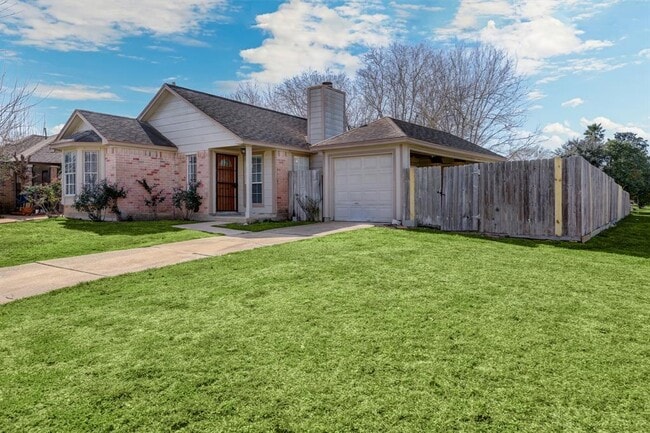Photo - 15102 Jordan Oaks St House