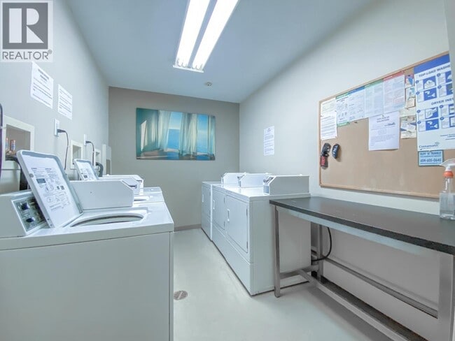 Photo - 1108 Nicola St