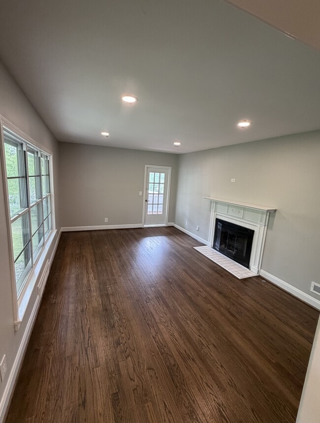 Photo - 2116 Rockland Dr