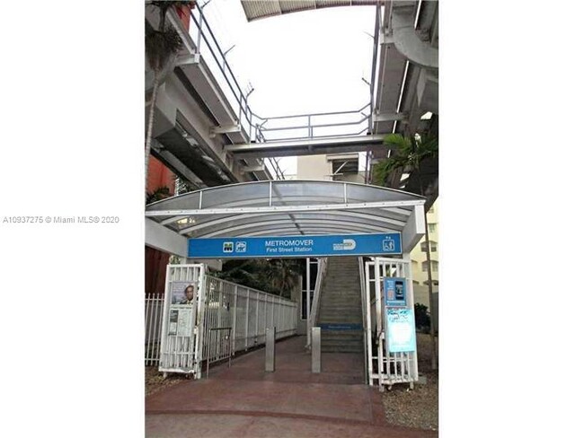 Photo - 133 NE 2nd Ave Condo Unit 2719