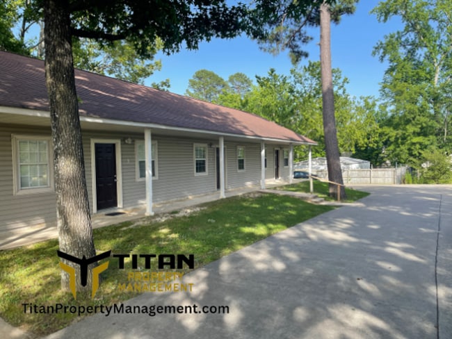 One Bedroom apartment - One Bedroom apartment Unit 3309 Military Rd. Apt 5
