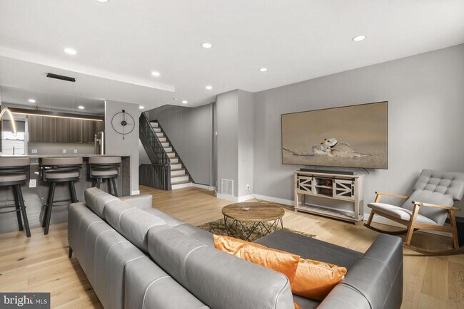 Photo - 311 Wharton St