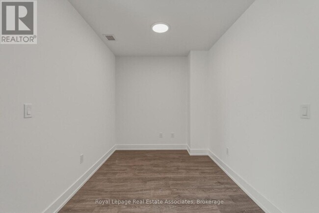 Photo - 25 Cordova Ave Unité 1010