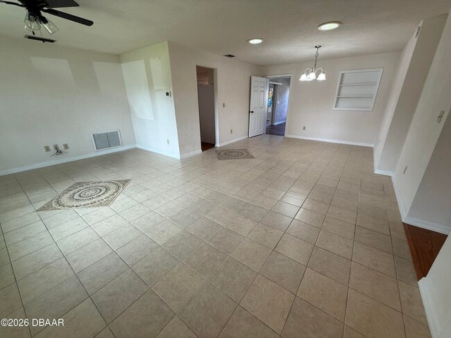 Photo - 117 Cuadro Pl