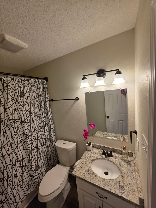 Photo - 73 Cinnamon Dr