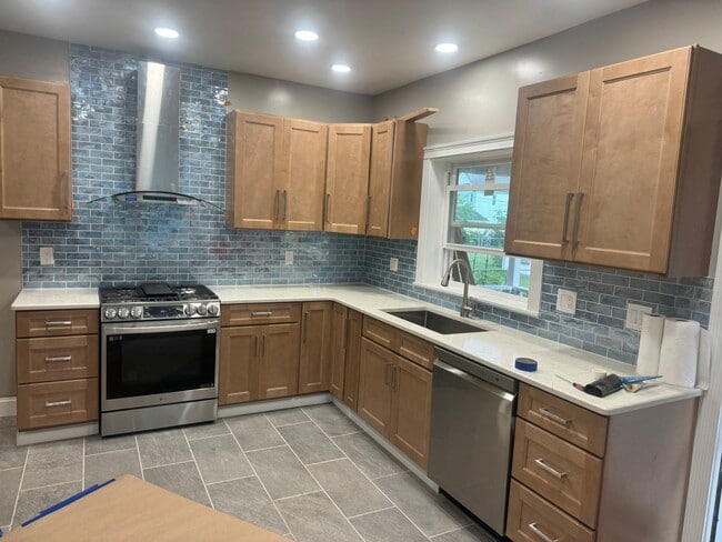 Photo - 112 Sharpe St