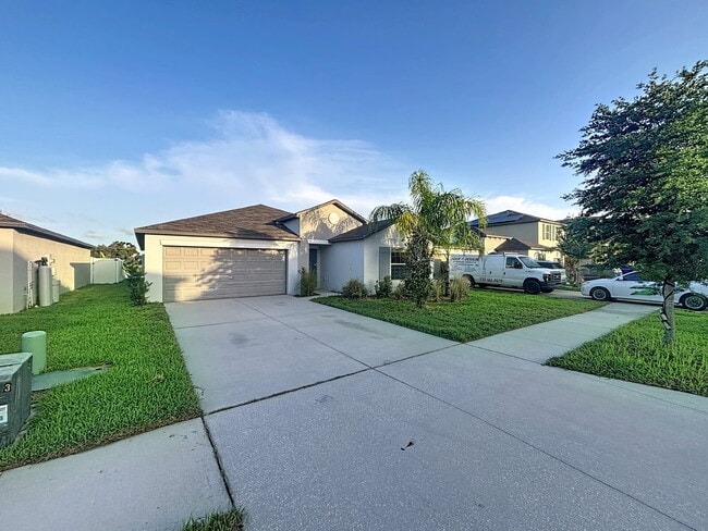Photo - 3805 Romano Busciglio St