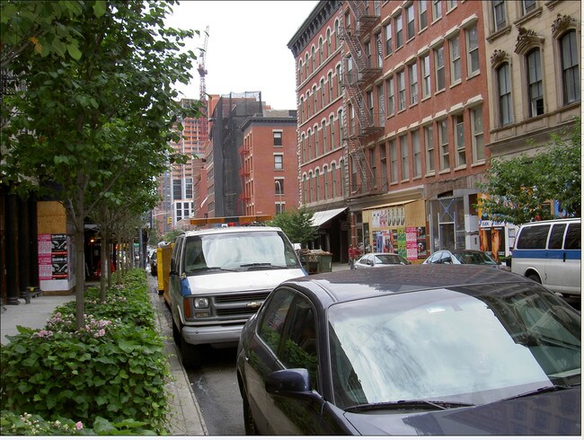 Photo - 46 Warren St