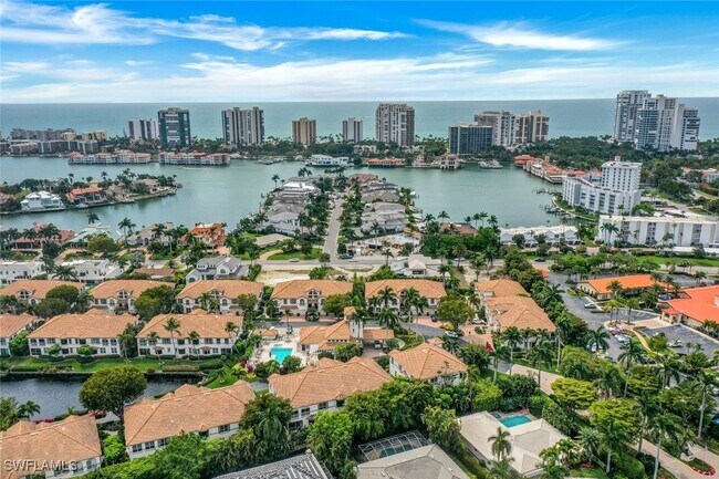 Photo - 269 Colonade Cir Unidad 2802