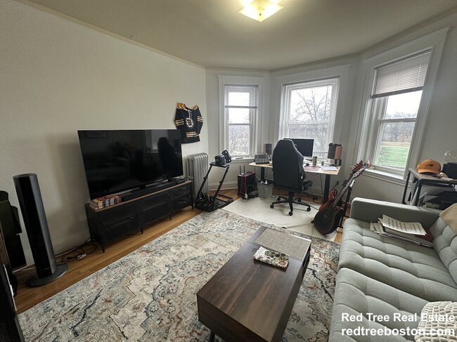 Building Photo - 165 Park Dr Unit #9 Rental