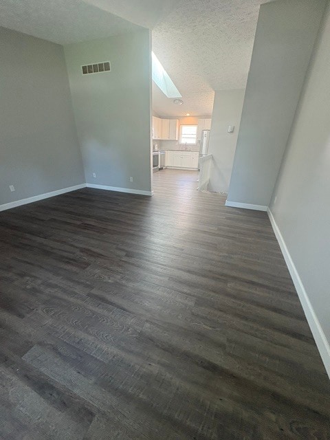 LR view to Kitchen