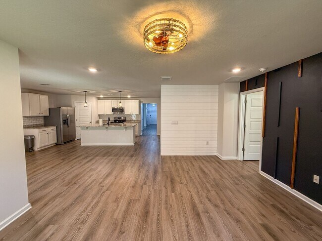 Photo - 4 Bedroom 2 Bath Home for Rent in Birch Run Subdivision! Energy Efficient Solar Panels to Help Lo...