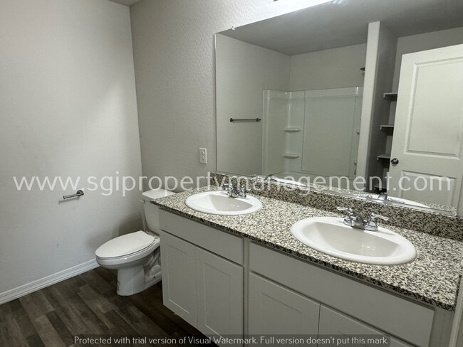 Photo - 2038 E Julian Dr