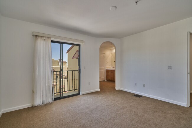 Master Bedroom 3rd Floor - 201 Villorrio Dr E Condo Unit 201 Villorrio