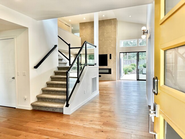 Photo - 6 BR / 4 BA – 4,100 SQ FT with Patio, Full...